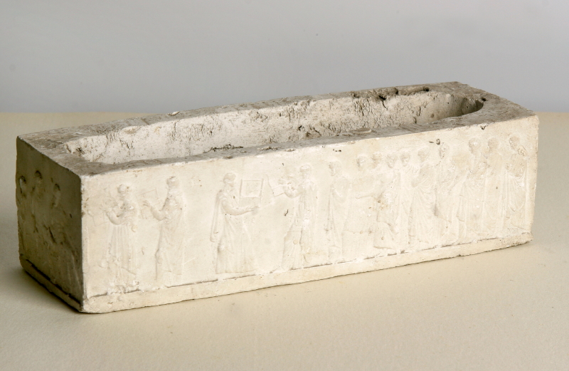 GAMC - Galleria di Arte Moderna - Opera : Serie di cinque piccoli sarcofagi con bassorilievi - autore: Angeloni Alfredo , immagine