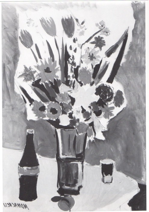 Vaso di fiori con bottiglia